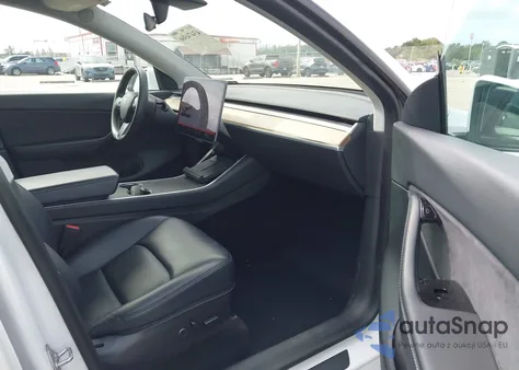 2021 Tesla Model Y Long Range Dual Motor All-Wheel Drive из США, поврежденный, VIN 5YJYGDEE3MF079911